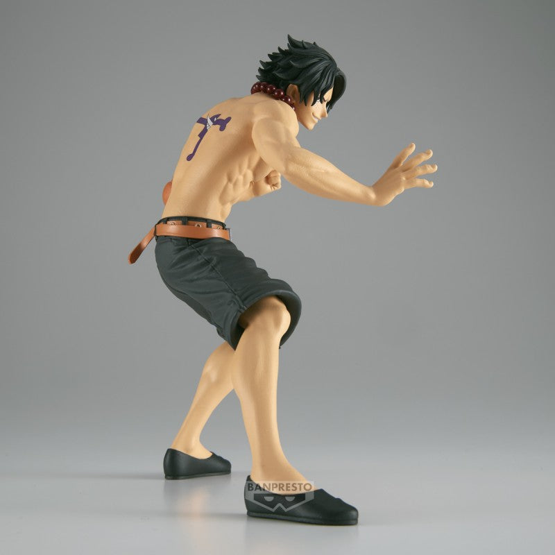 One Piece - Figurine Portgas D Ace Record Collection